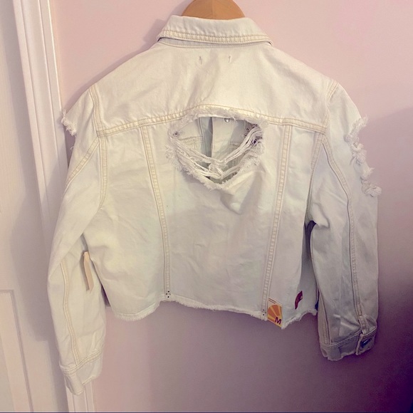 ✖️SOLD✖️ 🏷NWT The Kerry Shrunken Trucker - Picture 13 of 13